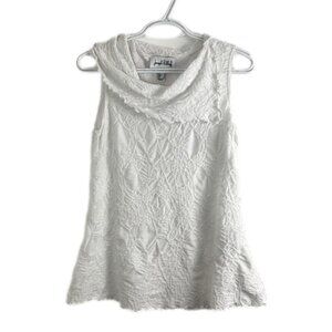 Joseph Ribkoff White Lettuce-Leaf Style Sleeveless Top